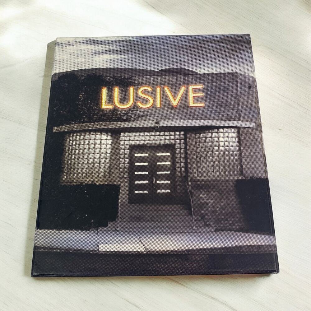 Lusive Decor 2013 Book HC DJ w/ Box Ten Years of Illuminating Design Lighting